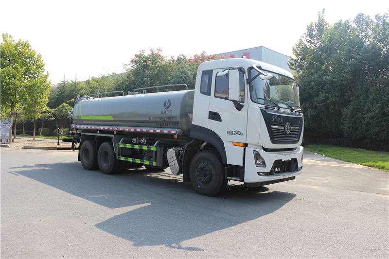 國六東風天龍后八輪23噸噴霧車