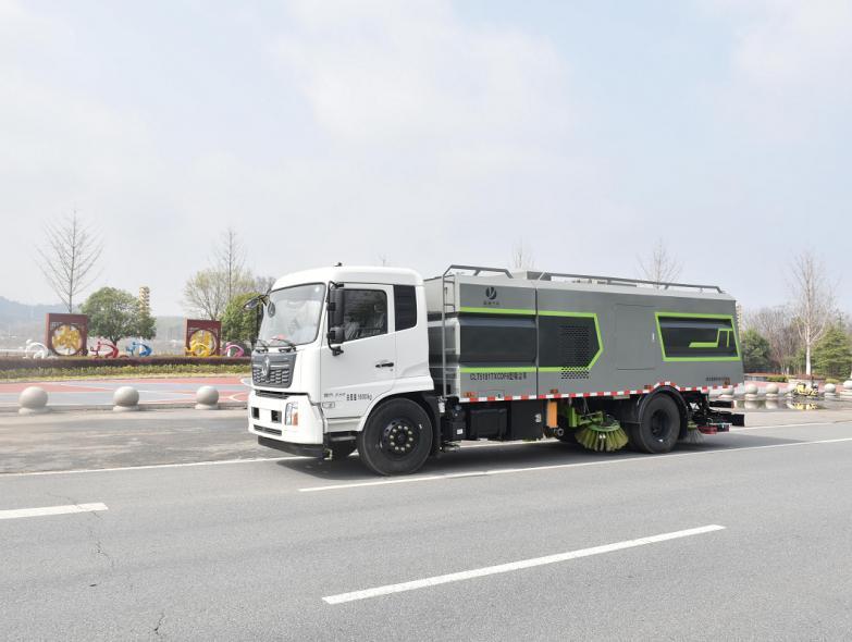 東風天錦干濕多用洗掃、吸塵、刨吸、滾掃車